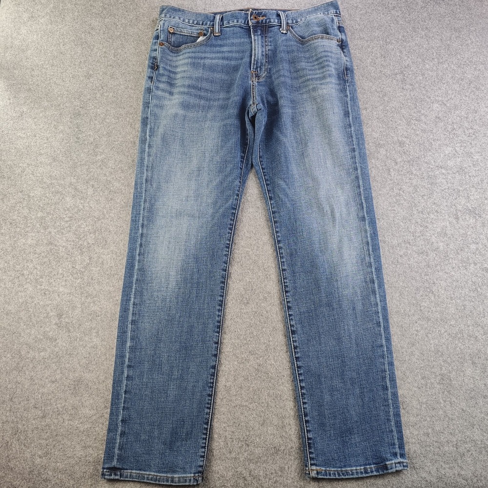 Lucky Brand 221 Original Straight Jeans Mens 34x32 Blue Medium Wash Denim